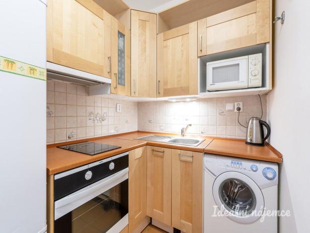 Pronájem bytu 2+kk, Praha - Záběhlice, Želivecká, 36 m2