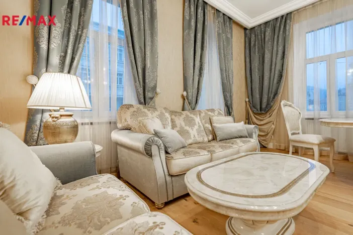 Pronájem bytu 3+1, Karlovy Vary, Dr. Davida Bechera, 130 m2