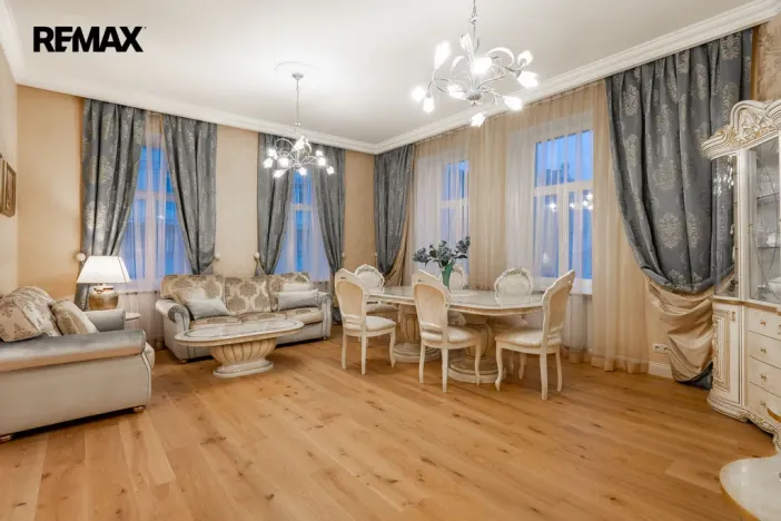 Pronájem bytu 3+1, Karlovy Vary, Dr. Davida Bechera, 130 m2