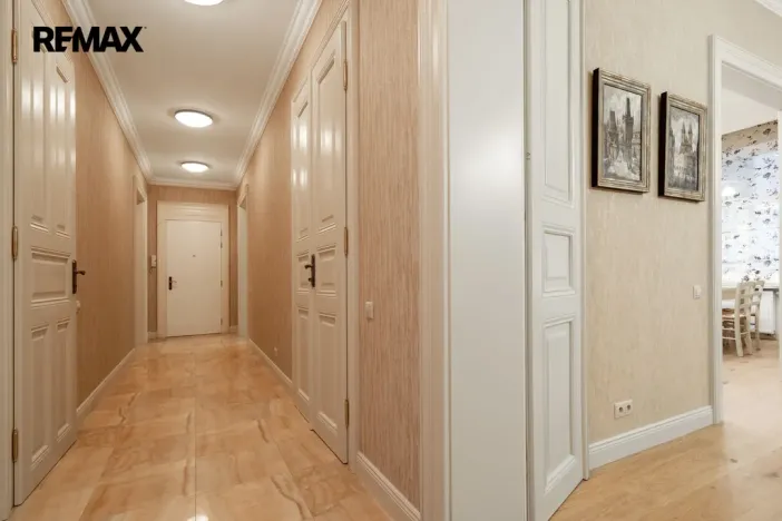 Pronájem bytu 3+1, Karlovy Vary, Dr. Davida Bechera, 130 m2