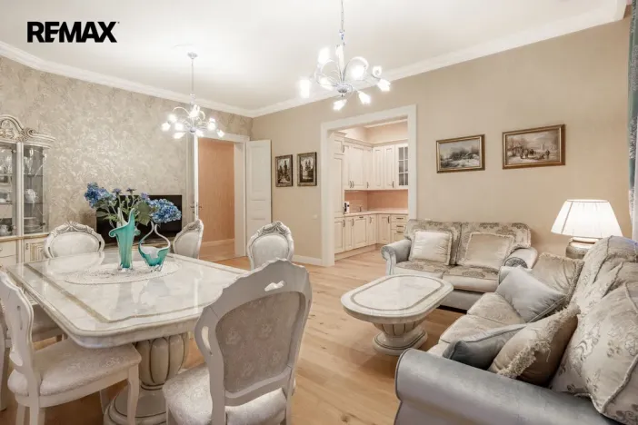 Pronájem bytu 3+1, Karlovy Vary, Dr. Davida Bechera, 130 m2