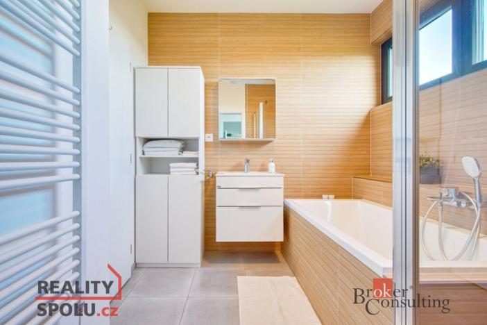 Prodej rodinného domu, Jílovice - Šalmanovice, 204 m2