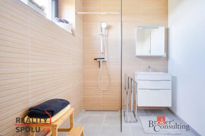 Prodej rodinného domu, Jílovice - Šalmanovice, 204 m2