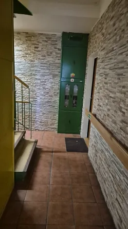 Prodej bytu 3+1, Praha - Horní Počernice, Běluňská, 72 m2