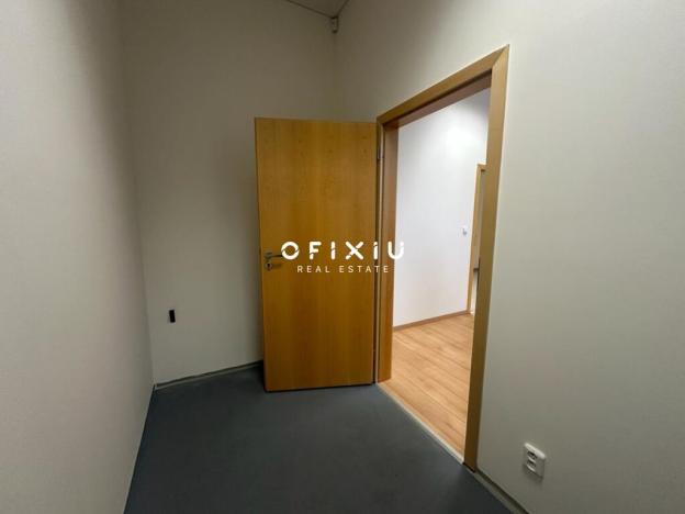 Pronájem kanceláře, Brno, Traťová, 204 m2