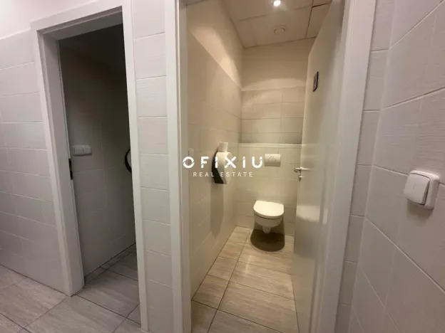 Pronájem kanceláře, Brno, Traťová, 204 m2