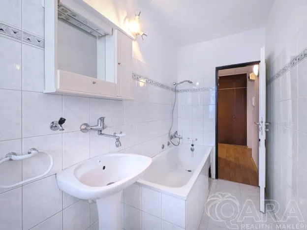 Prodej bytu 3+1, Praha, Svépomoci, 89 m2