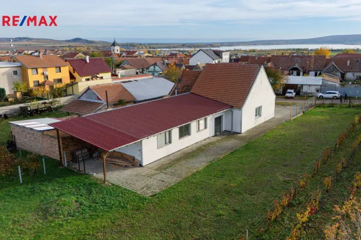 Prodej rodinného domu, Šakvice, 200 m2