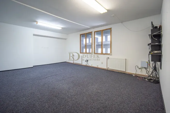 Pronájem skladu, Brandýs nad Labem-Stará Boleslav, Hluchov, 323 m2