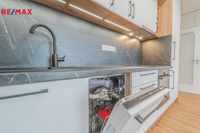 Pronájem bytu 1+kk, Praha - Žižkov, Olgy Havlové, 32 m2