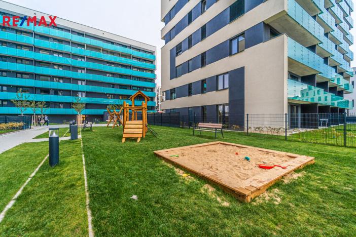 Pronájem bytu 1+kk, Praha - Žižkov, Olgy Havlové, 32 m2