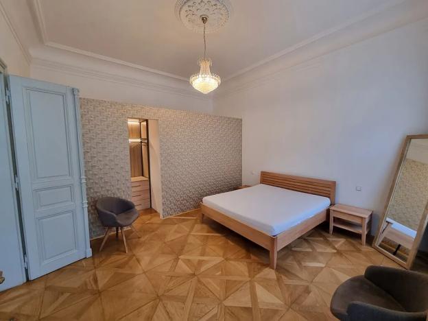 Prodej bytu 3+1, Praha - Nové Město, Jungmannovo náměstí, 129 m2