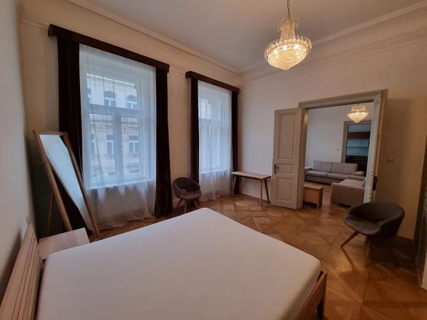 Pronájem bytu 3+1, Praha - Nové Město, Jungmannovo náměstí, 129 m2