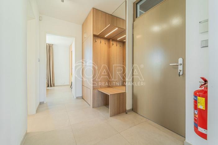 Prodej bytu 2+kk, Mladé Buky, 52 m2