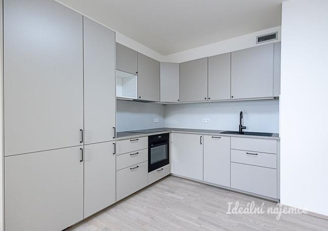 Pronájem bytu 2+kk, Praha - Modřany, Mezi vodami, 59 m2