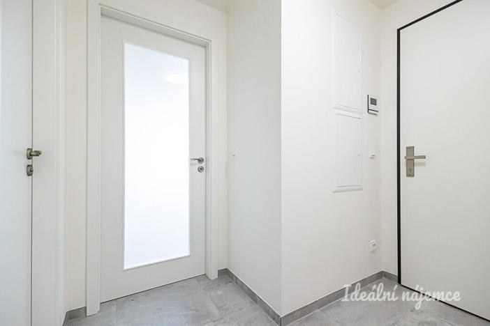 Pronájem bytu 2+kk, Praha - Modřany, Mezi vodami, 59 m2