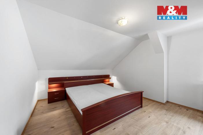 Prodej rodinného domu, Horní Blatná, Vančurova, 230 m2