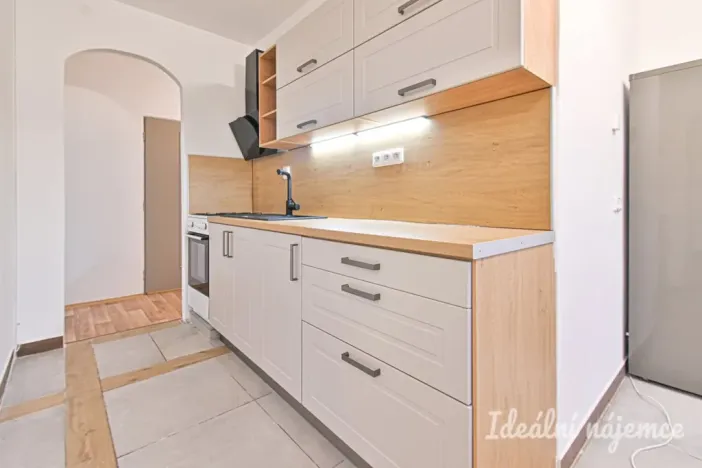 Pronájem bytu 2+1, Břeclav, J. Palacha, 48 m2