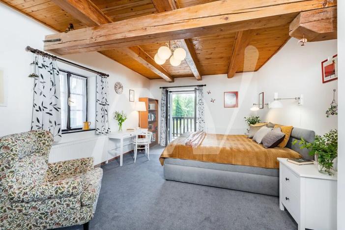 Prodej komerční nemovitosti, Přelíc, 460 m2