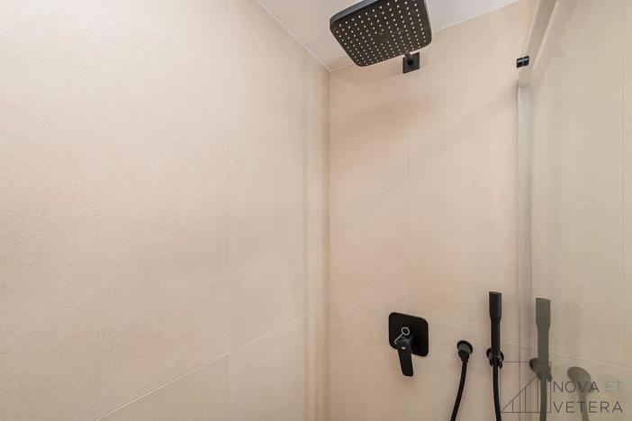 Prodej bytu 5+kk, Praha - Bohnice, Feřtekova, 88 m2