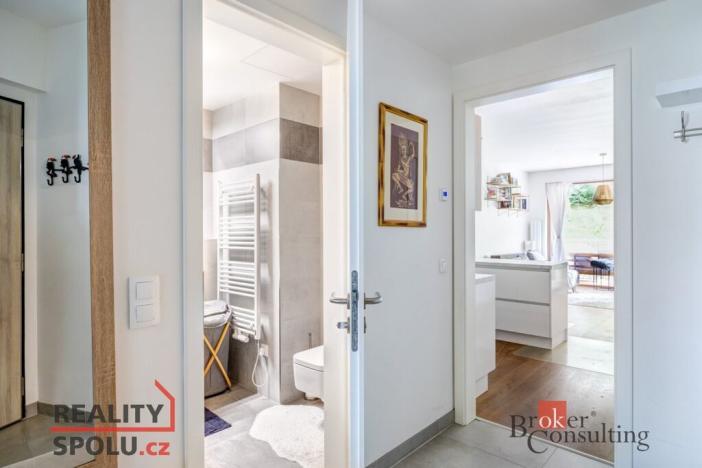 Pronájem bytu 2+kk, Praha - Košíře, Naskové, 57 m2