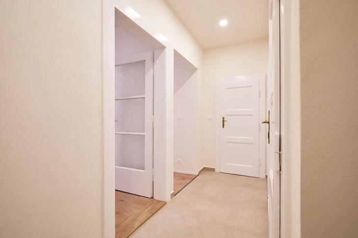 Prodej bytu 2+kk, Praha - Vysočany, Mlékárenská, 56 m2