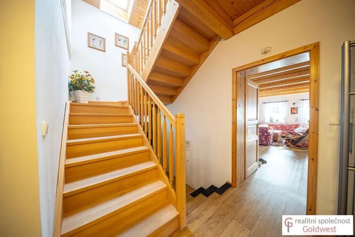 Prodej rodinného domu, Cvikov, 210 m2