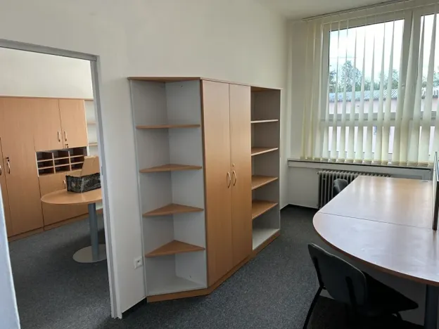 Pronájem kanceláře, Boršov nad Vltavou, Průmyslová, 30 m2