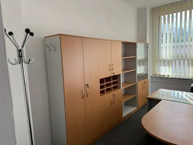 Pronájem kanceláře, Boršov nad Vltavou, Průmyslová, 30 m2