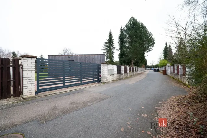 Prodej pozemku pro bydlení, Svojetice, 1306 m2
