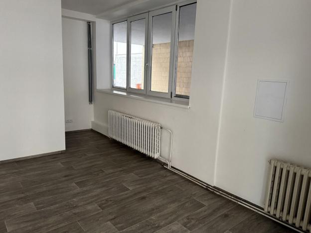 Pronájem obchodního prostoru, Zlín, Zarámí, 22 m2