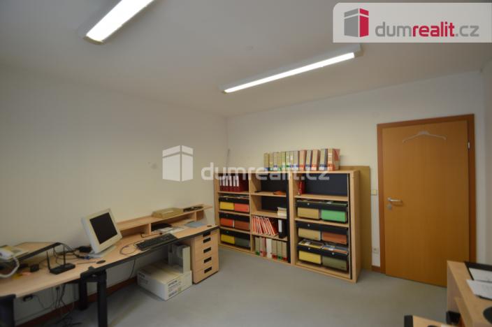 Pronájem kanceláře, Praha - Vinohrady, Záhřebská, 94 m2