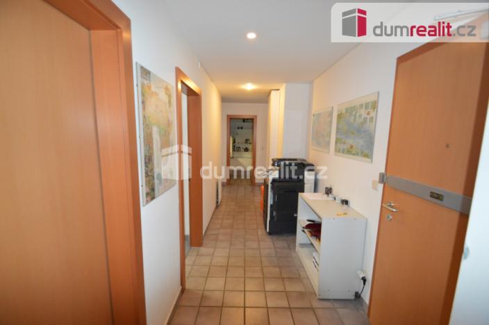 Pronájem kanceláře, Praha - Vinohrady, Záhřebská, 94 m2