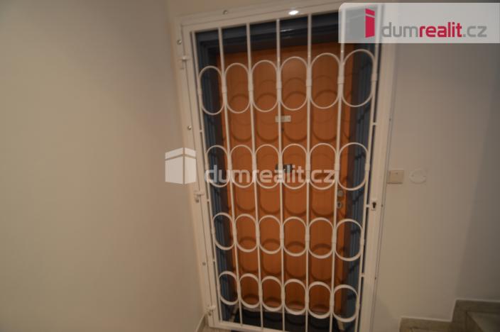 Pronájem kanceláře, Praha - Vinohrady, Záhřebská, 94 m2