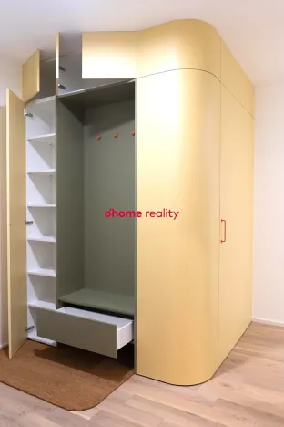 Pronájem bytu 2+kk, Olomouc, Ostrovní, 65 m2