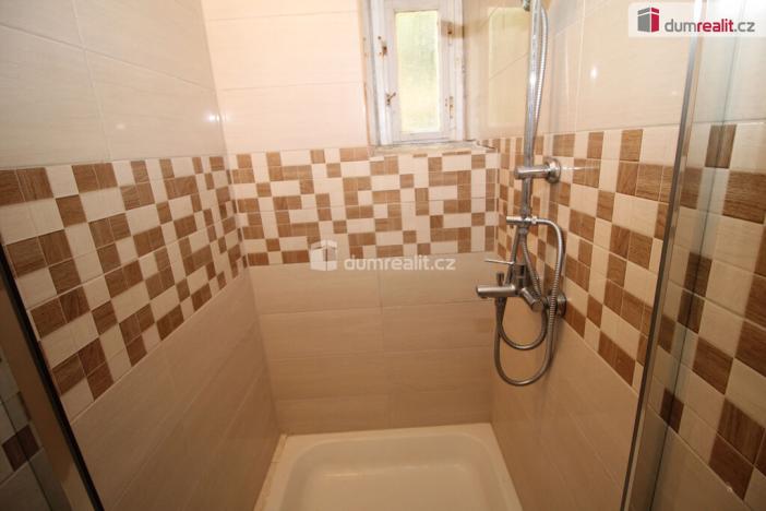 Pronájem kanceláře, Mariánské Lázně, Hlavní třída, 67 m2