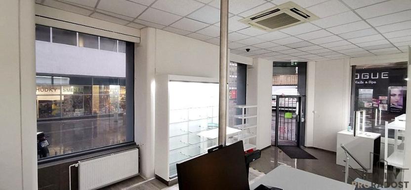 Pronájem obchodního prostoru, Brno - Brno-město, 128 m2