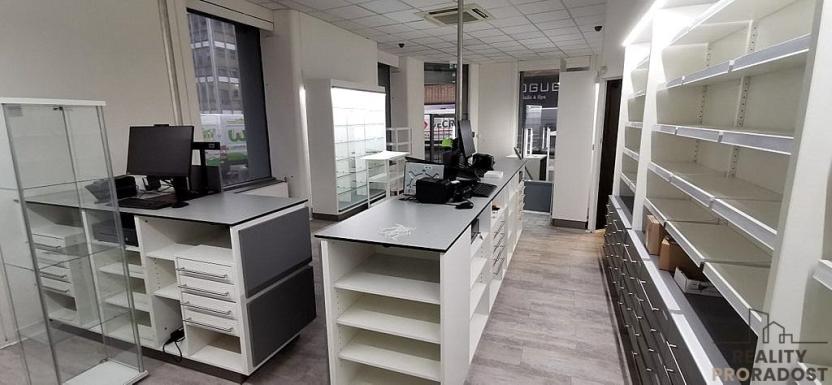 Pronájem obchodního prostoru, Brno - Brno-město, 128 m2