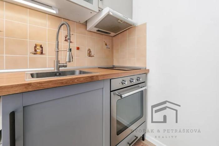 Pronájem bytu 2+kk, Praha - Ruzyně, Žukovského, 47 m2