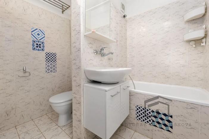 Pronájem bytu 2+kk, Praha - Ruzyně, Žukovského, 47 m2