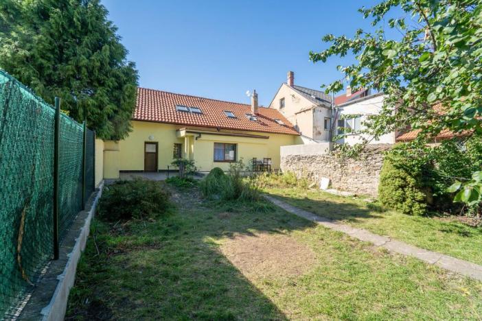 Prodej vícegeneračního domu, Týnec nad Labem, Masarykovo náměstí, 159 m2