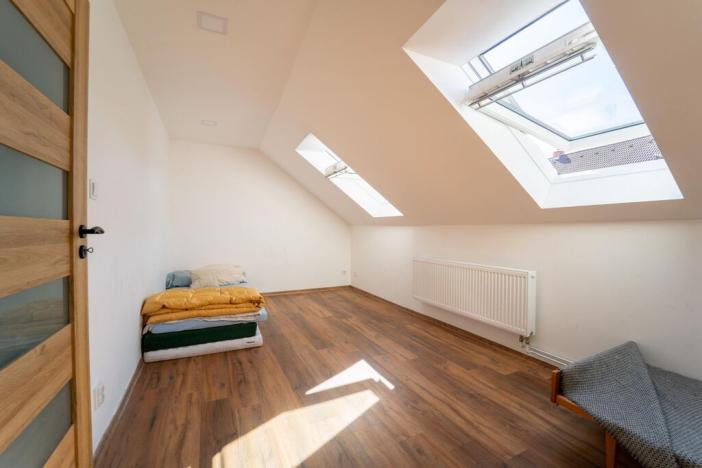 Prodej bytu 3+kk, Týnec nad Labem, Masarykovo náměstí, 68 m2