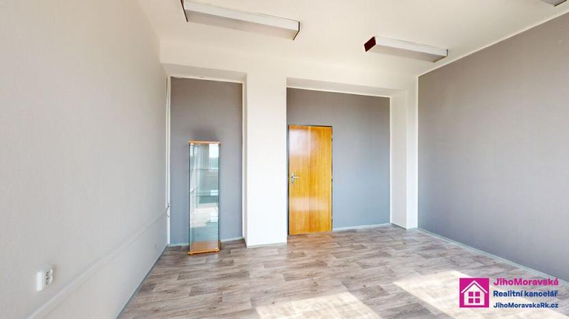 Pronájem kanceláře, Velké Bílovice, Podivínská, 19 m2