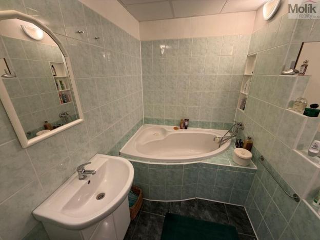 Prodej bytu 3+1, Most, K. H. Máchy, 63 m2