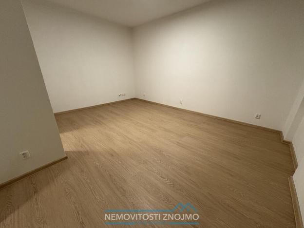 Pronájem bytu 1+kk, Znojmo, Na Rejdišti, 35 m2