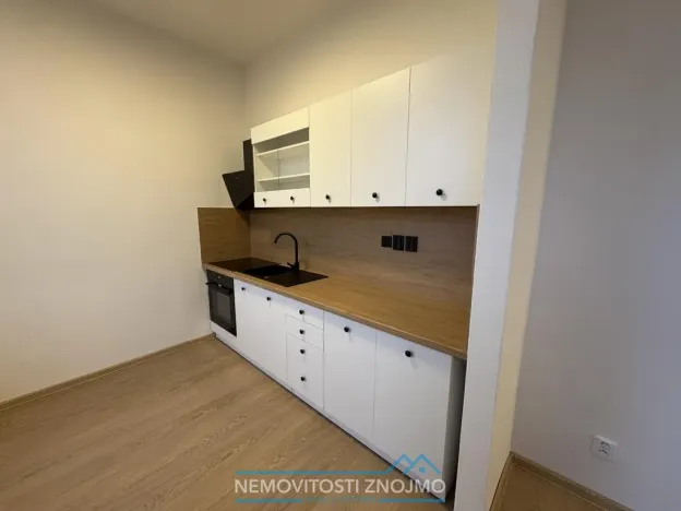 Pronájem bytu 1+kk, Znojmo, Na Rejdišti, 35 m2
