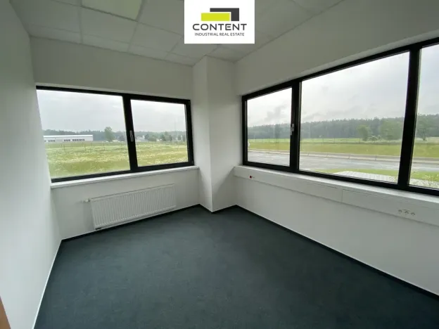 Pronájem výrobních prostor, Vejprnice, Tyršova, 16000 m2