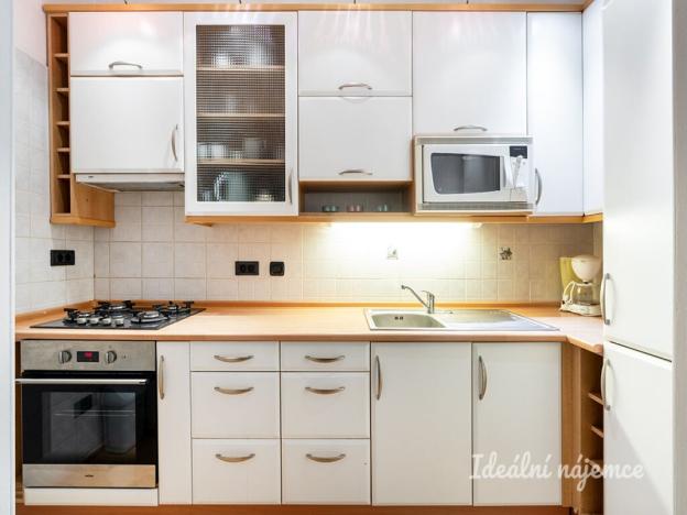 Pronájem bytu 2+1, Praha - Staré Město, Týnská ulička, 71 m2