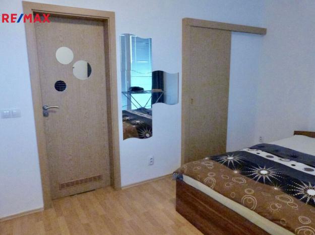 Pronájem bytu 2+kk, Jesenice, Nákupní, 55 m2