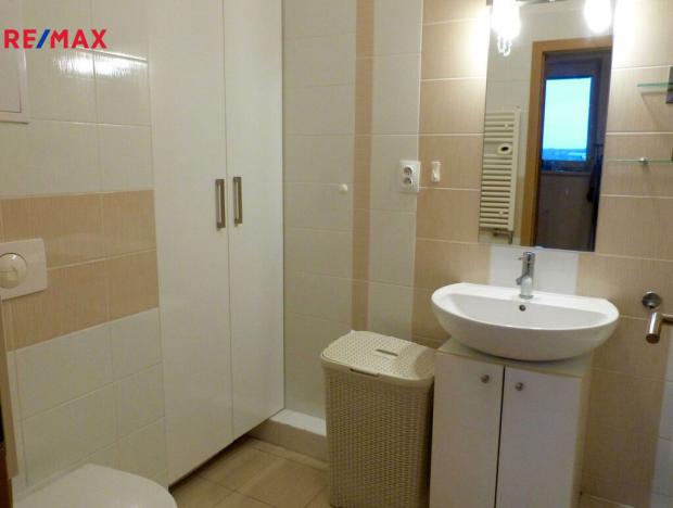 Pronájem bytu 2+kk, Jesenice, Nákupní, 55 m2